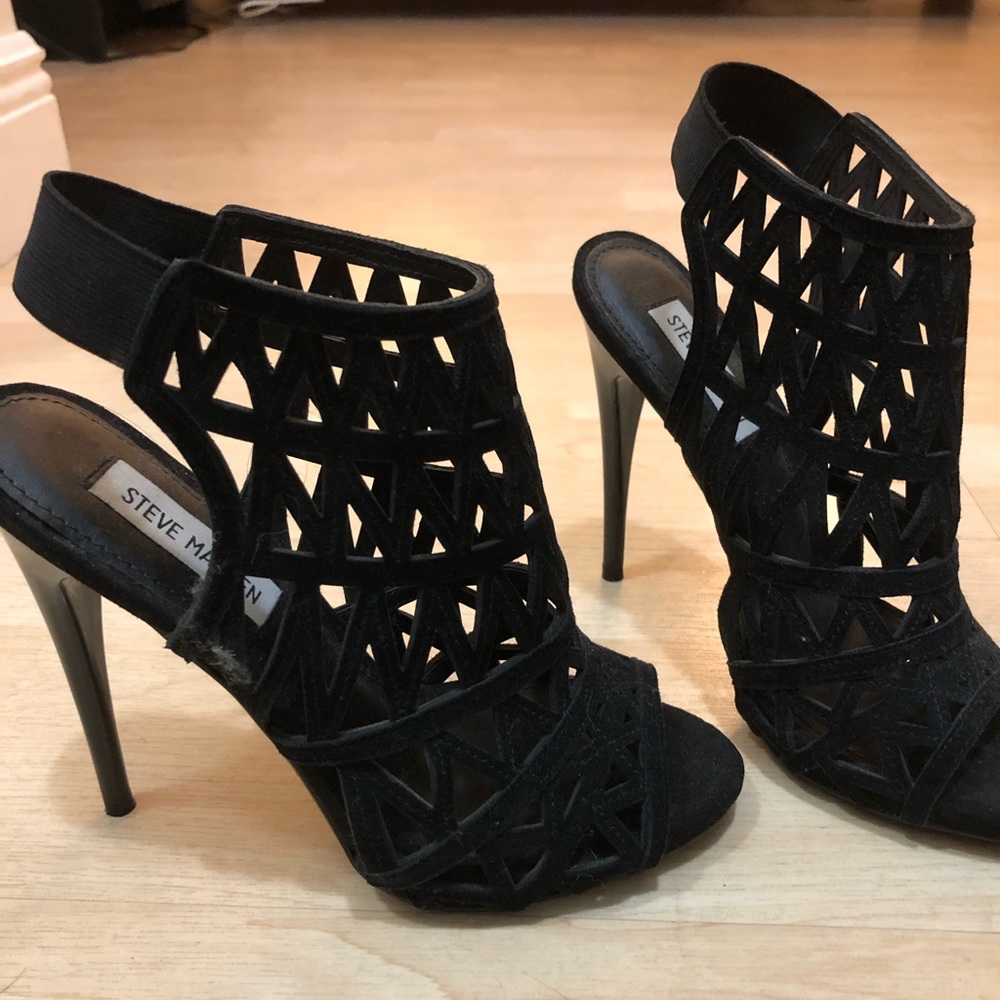 Black Steve Madden heels